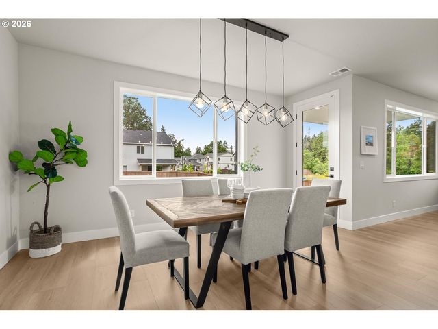7430 Sw ALDER St, Wilsonville, OR 97070