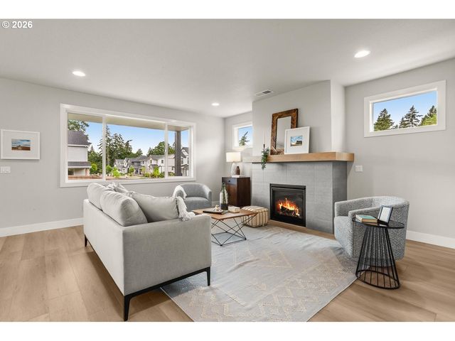 7430 Sw ALDER St, Wilsonville, OR 97070