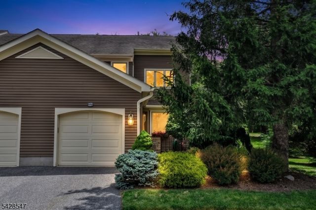 227 Westervelt Ln, Mahwah Twp., NJ 07430