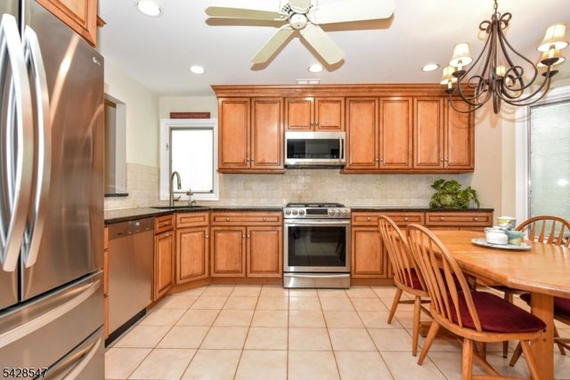 227 Westervelt Ln, Mahwah Twp., NJ 07430