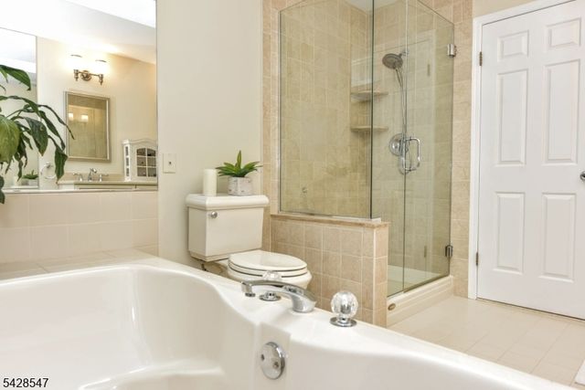 227 Westervelt Ln, Mahwah Twp., NJ 07430