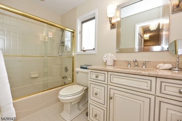 227 Westervelt Ln, Mahwah Twp., NJ 07430