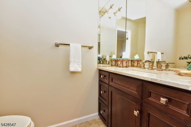227 Westervelt Ln, Mahwah Twp., NJ 07430