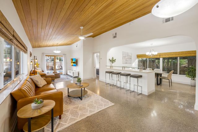 1764 NE 16TH Street, Fort Lauderdale, FL 33304