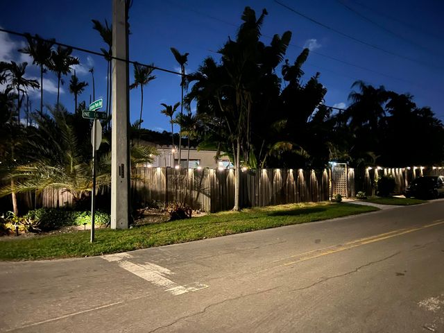 1764 NE 16TH Street, Fort Lauderdale, FL 33304