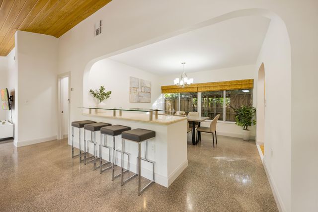 1764 NE 16TH Street, Fort Lauderdale, FL 33304
