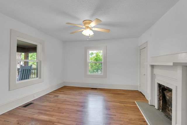 10 Beech Street, Spartanburg, SC 29303