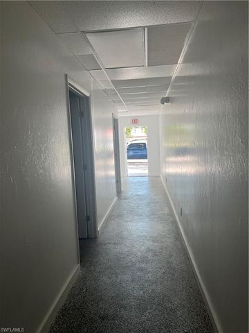 4427 SE 16th PL # 4, Cape Coral, FL 33904