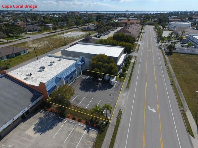 4427 SE 16th PL # 4, Cape Coral, FL 33904