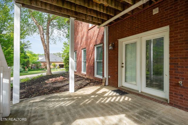 1325 Bridle Path, Cookeville, TN 38501