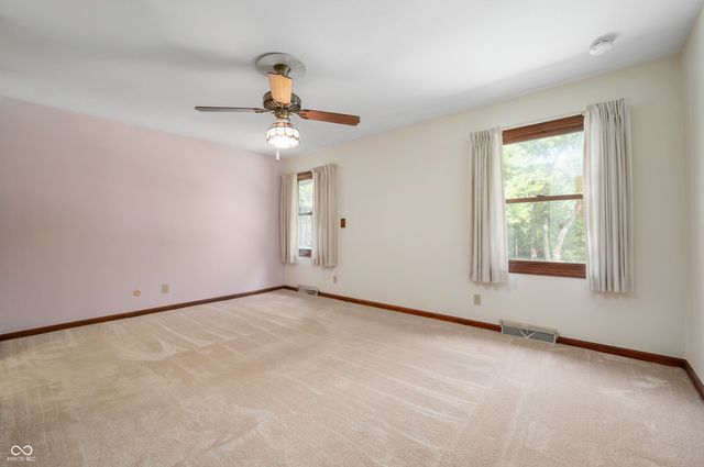 910 Claridge Court, Indianapolis, IN 46260