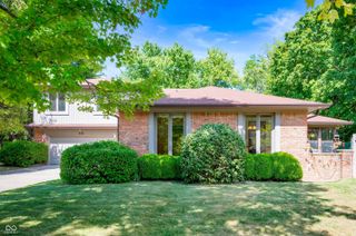 910 Claridge Court, Indianapolis, IN 46260