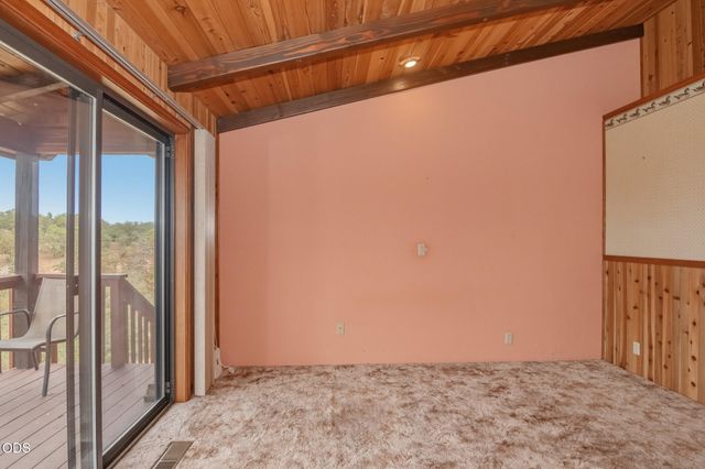 700 Cienaga Lane, Grants Pass, OR 97526