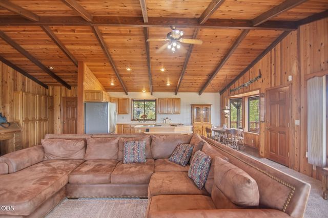 700 Cienaga Lane, Grants Pass, OR 97526