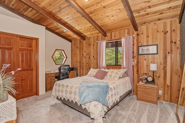 700 Cienaga Lane, Grants Pass, OR 97526
