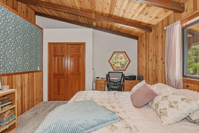 700 Cienaga Lane, Grants Pass, OR 97526