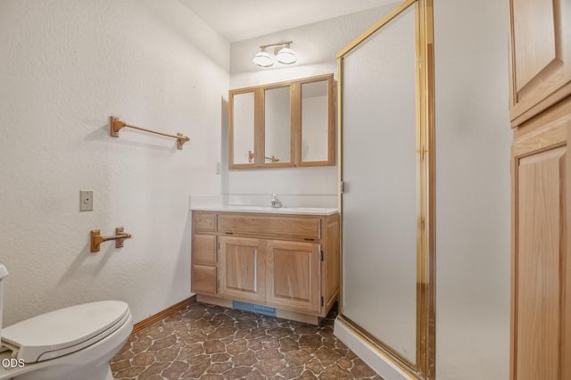 700 Cienaga Lane, Grants Pass, OR 97526
