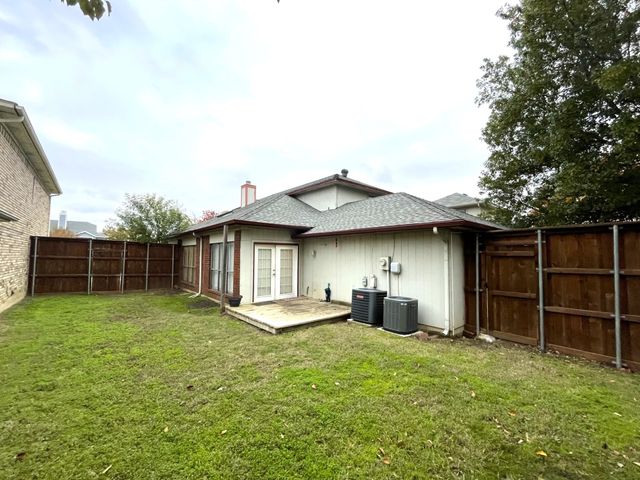 2919 Sunset Point Lane, Carrollton, TX 75007