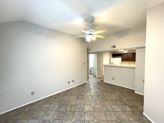 2919 Sunset Point Lane, Carrollton, TX 75007