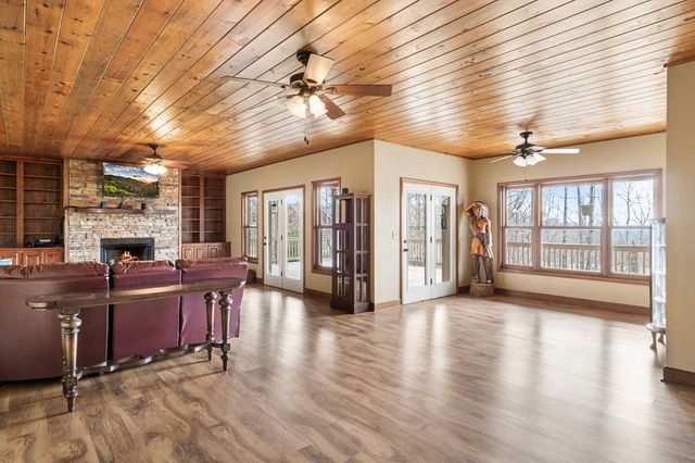 163 Yellow Maple Lane, Murphy, NC 28906