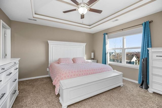 10115 N McKinley Avenue, Kansas City, MO 64157