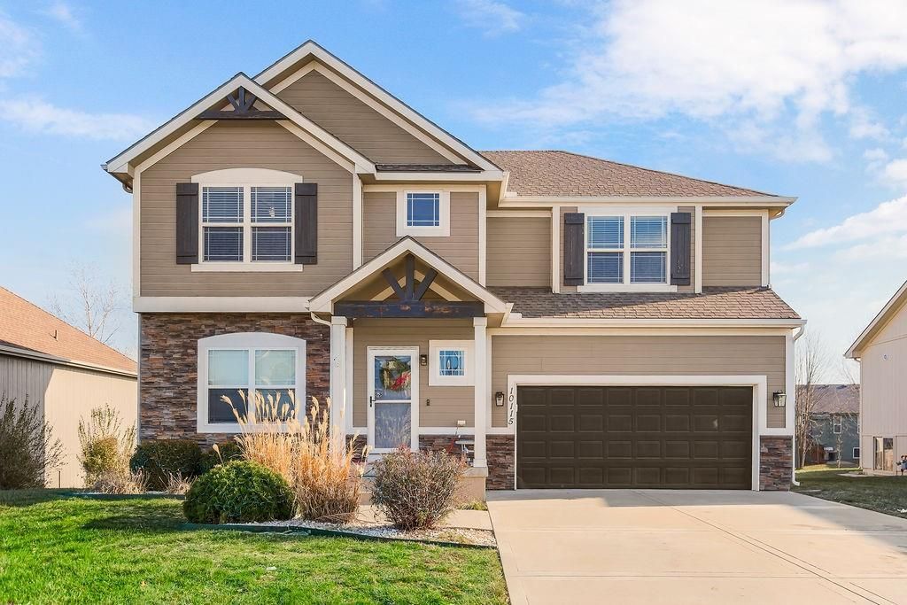 10115 N McKinley Avenue, Kansas City, MO 64157