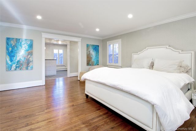 380 Stewart Avenue, Garden City, NY 11530