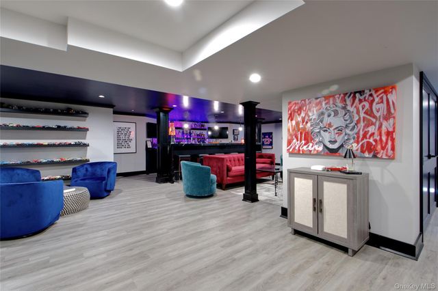 380 Stewart Avenue, Garden City, NY 11530