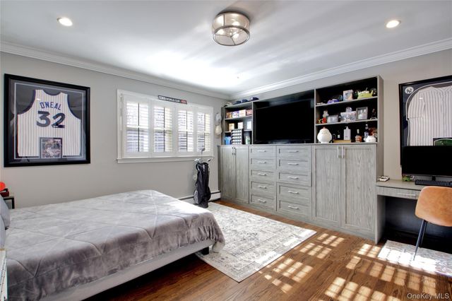 380 Stewart Avenue, Garden City, NY 11530