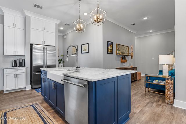 457 E Second Street, Pass Christian, MS 39571