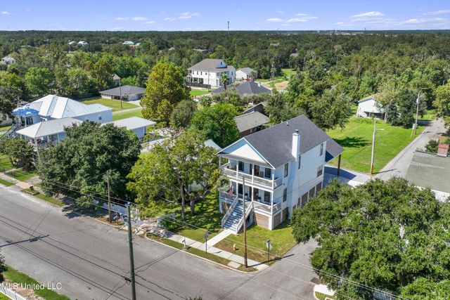 457 E Second Street, Pass Christian, MS 39571