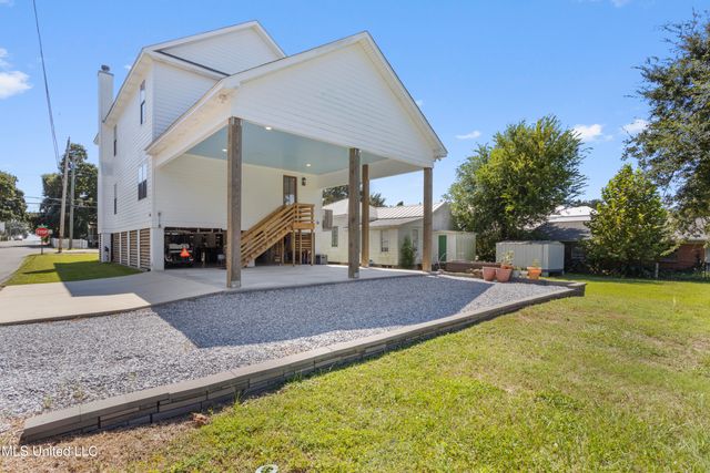457 E Second Street, Pass Christian, MS 39571