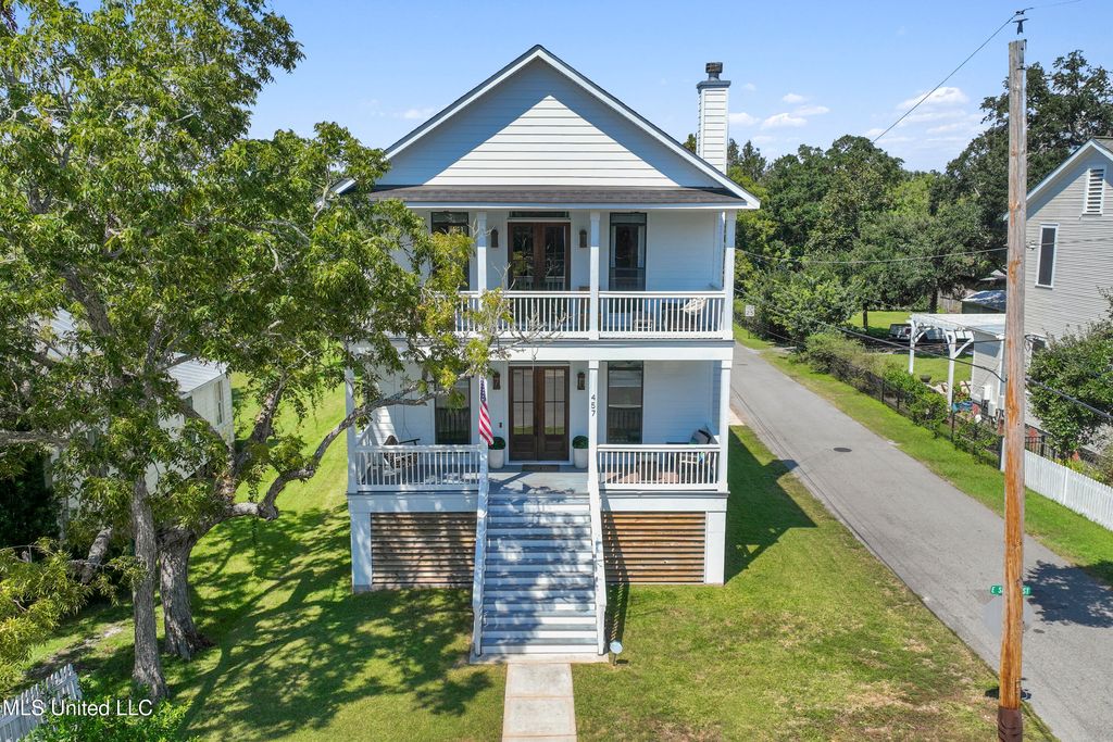 457 E Second Street, Pass Christian, MS 39571