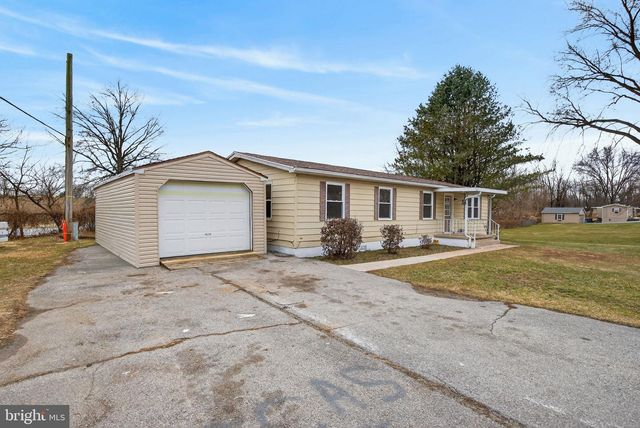 4918 PLEASANT VALLEY RD, York, PA 17406