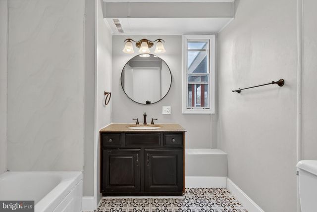 4918 PLEASANT VALLEY RD, York, PA 17406