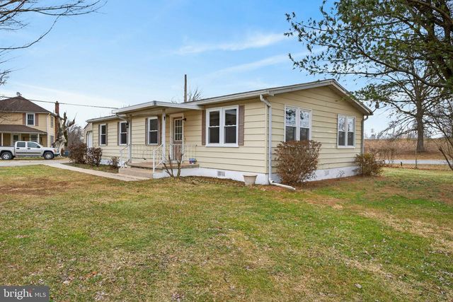 4918 PLEASANT VALLEY RD, York, PA 17406