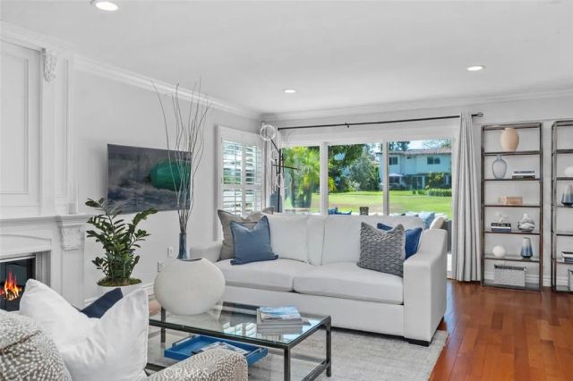 525 Vista Flora, Newport Beach, CA 92660