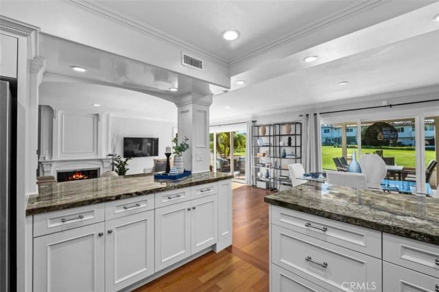 525 Vista Flora, Newport Beach, CA 92660