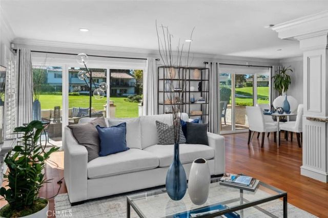 525 Vista Flora, Newport Beach, CA 92660