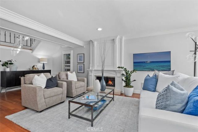 525 Vista Flora, Newport Beach, CA 92660