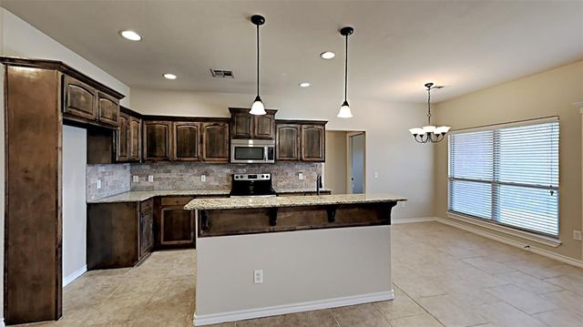 2613 Green Canyon Drive, Edmond, OK 73013