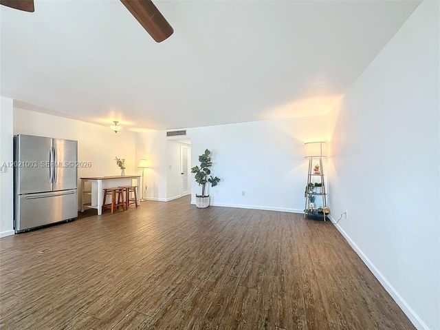 7133 Bay Dr 705, Miami Beach, FL 33141
