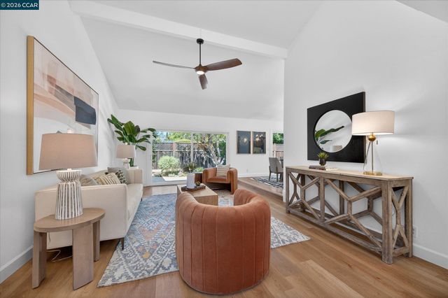 228 Royal Saint Ct, Danville, CA 94526