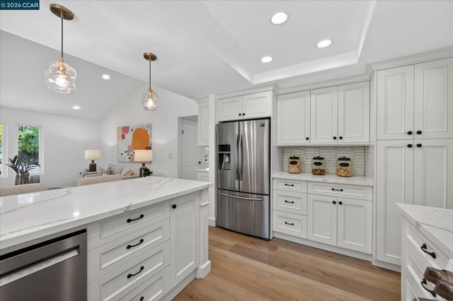 228 Royal Saint Ct, Danville, CA 94526