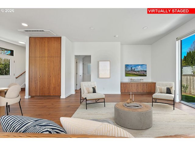 6342 Ne 33RD Ave A, Portland, OR 97211