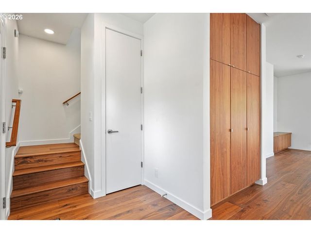 6342 Ne 33RD Ave A, Portland, OR 97211