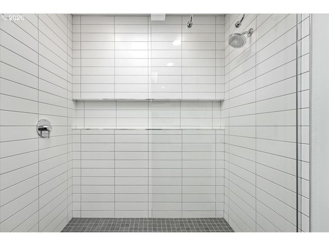 6342 Ne 33RD Ave A, Portland, OR 97211