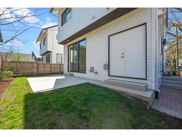 6342 Ne 33RD Ave A, Portland, OR 97211