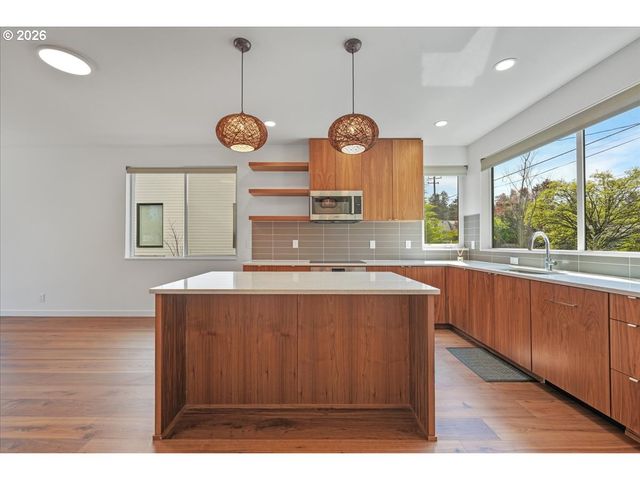 6342 Ne 33RD Ave A, Portland, OR 97211