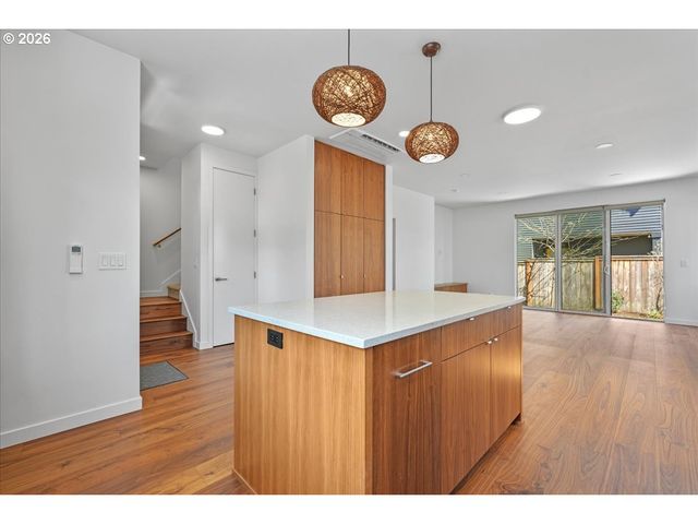 6342 Ne 33RD Ave A, Portland, OR 97211